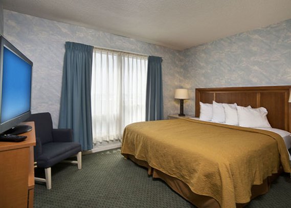 Quality Inn & Suites Beachfront - Ocean City, MD
