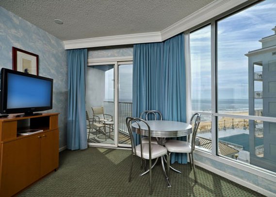 Quality Inn & Suites Beachfront - Ocean City, MD