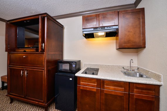 Quality Inn & Suites - Beaumont, TX