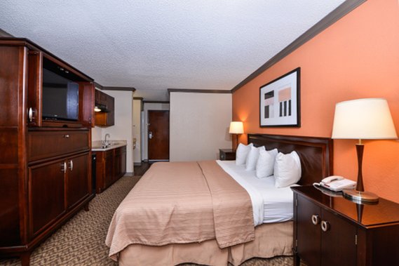 Quality Inn & Suites - Beaumont, TX