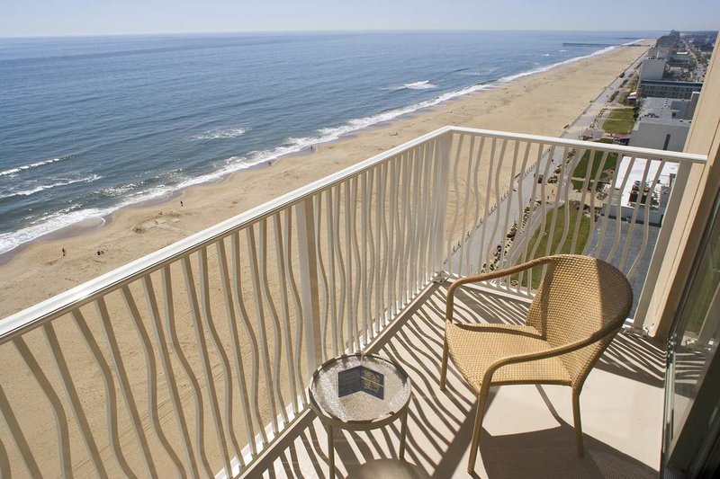 Hilton Virginia Beach Oceanfront - Virginia Beach, VA