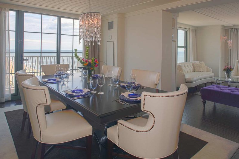 Hilton Virginia Beach Oceanfront - Virginia Beach, VA