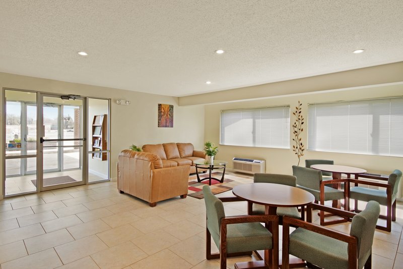 Americas Best Value Inn & Suites - Cabool, MO
