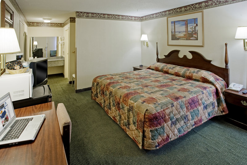 Americas Best Value Inn-Shelbyville - Shelbyville, TN