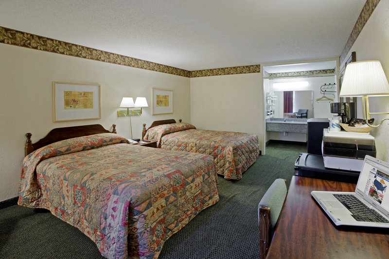 Americas Best Value Inn-Shelbyville - Shelbyville, TN