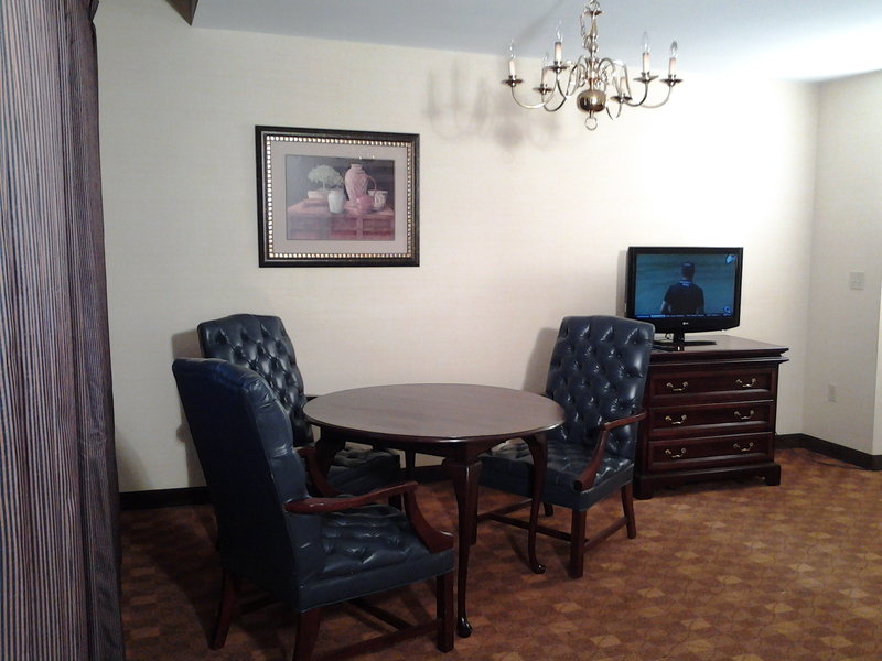 Crowne Plaza SOUTHBURY - Southbury, CT