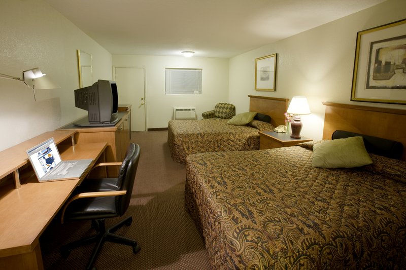 America's Best Value Inn - Edna, TX
