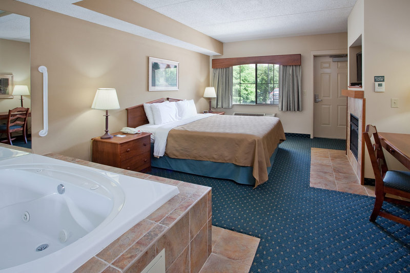 Americinn - Jonesborough, TN