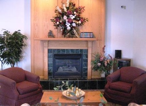 Crossings by GrandStay Inn and Suites - Waseca, MN