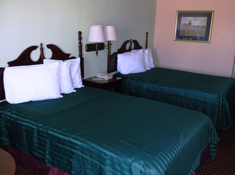 Americas Best Value Inn - Sumter, SC