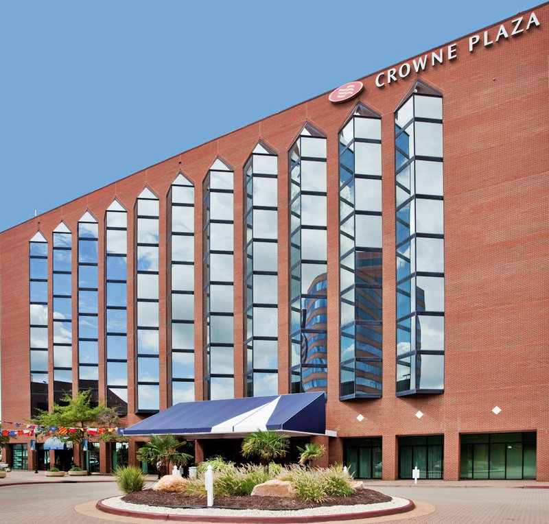 Crowne Plaza Hampton Marina - Hampton, VA