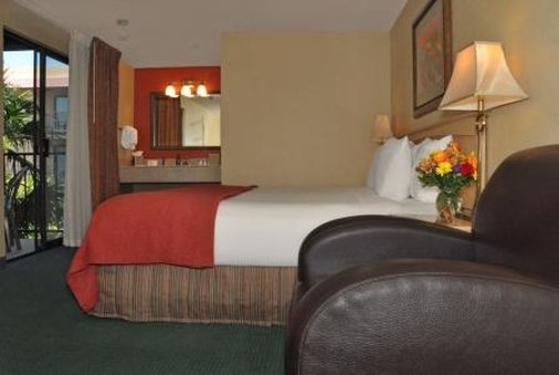 Oxford Inn & Suites Lancaster - Lancaster, CA