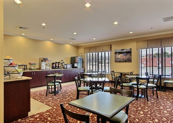 Comfort Inn - Blackshear, GA
