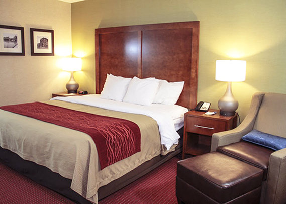 Holiday Inn Express & Suites JAMESTOWN - Mayville, NY