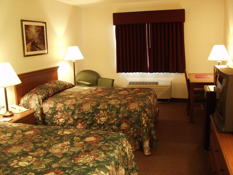 AmeriStay Inn & Suites - Moses Lake, WA