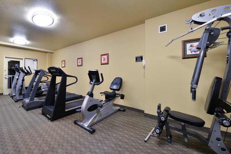 Oxford Suites Gladstone - Gladstone, OR