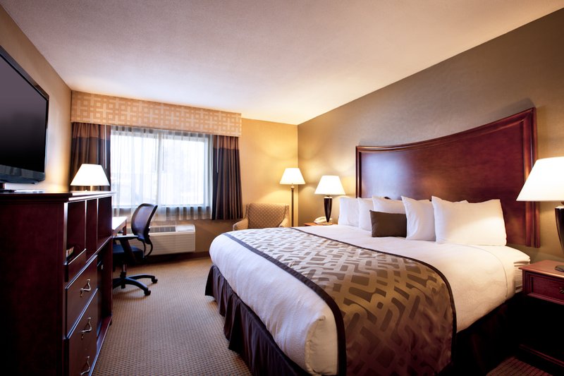 Best Western Plus North Haven Hotel - North Haven, CT