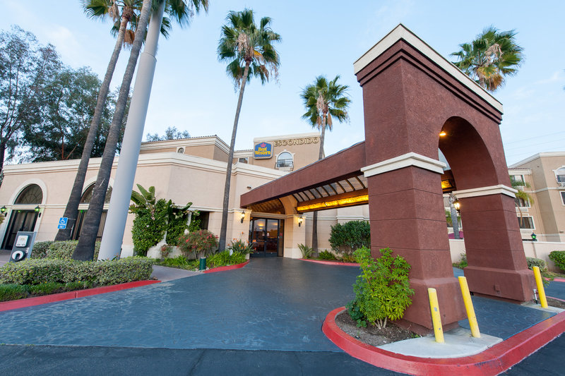 BEST WESTERN Escondido Hotel - Escondido, CA