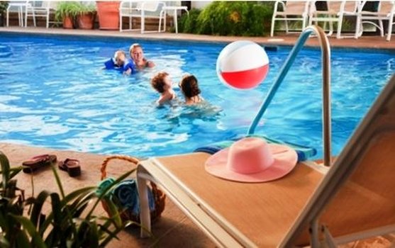 Refuge Inn - Chincoteague Island, VA