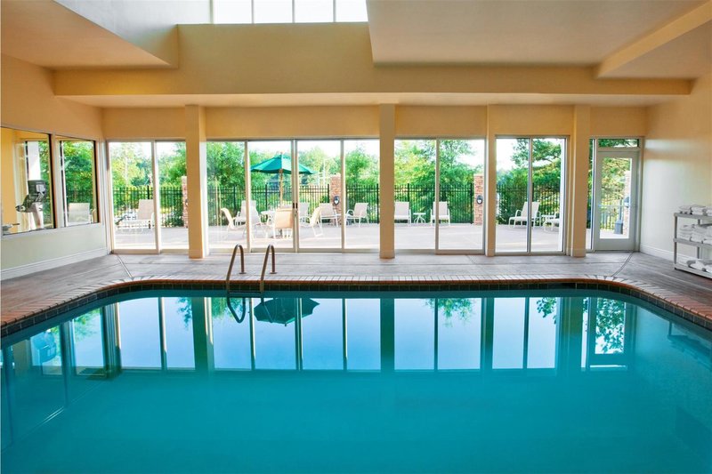 Quailty Inn & Suites Baymeadows - Jacksonville, FL