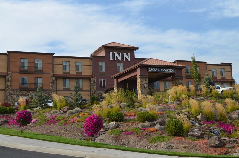 Americas Best Value Inn - Whitewater, WI