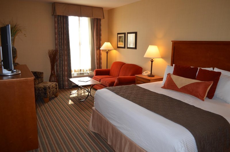 Americas Best Value Inn - Whitewater, WI