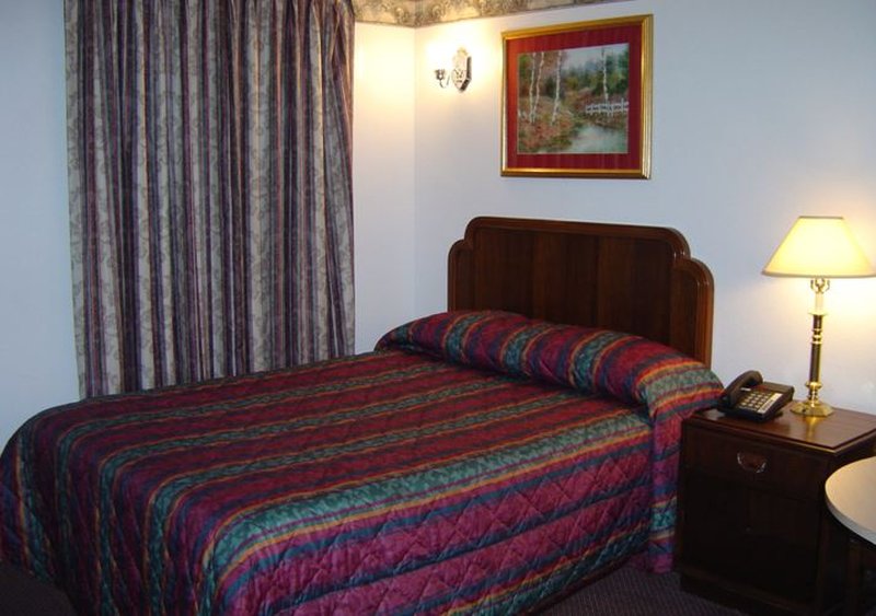 Budget Inn - Florence, AL