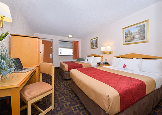 Econo Lodge - Bellmawr, NJ