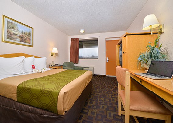 Econo Lodge - Bellmawr, NJ