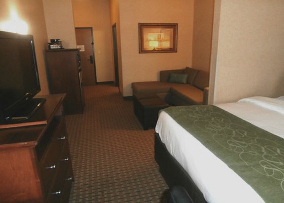 Comfort Suites-Columbia University - Columbia, MO