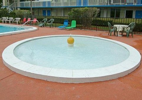 Vista Inn & Suites-Tampa - Tampa, FL