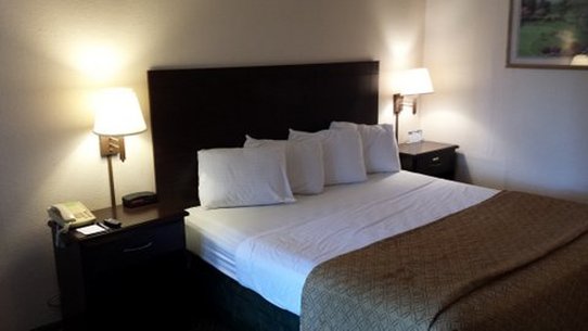 Vista Inn & Suites-Tampa - Tampa, FL