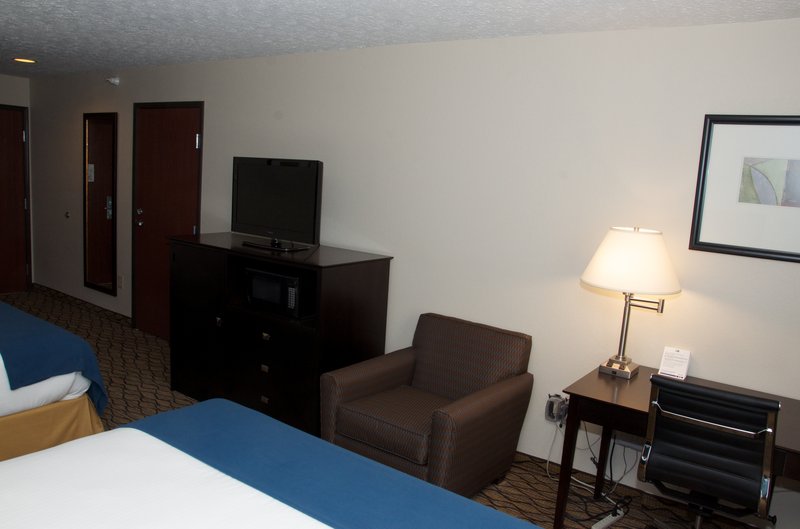 Holiday Inn Express & Suites CADILLAC - Harrietta, MI