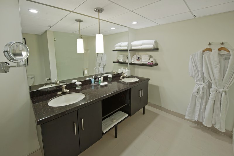 Crowne Plaza of Suffern - Suffern, NY