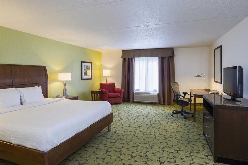 Hilton Garden Inn Edison/Raritan Center - Edison, NJ