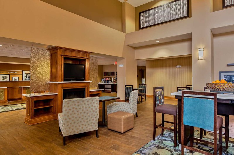 Hampton Inn - Jamestown, NY
