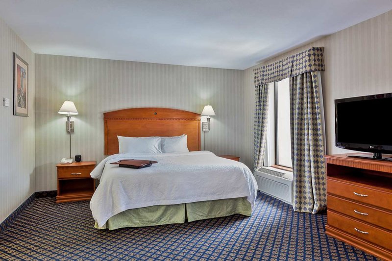 Hampton Inn - Jamestown, NY