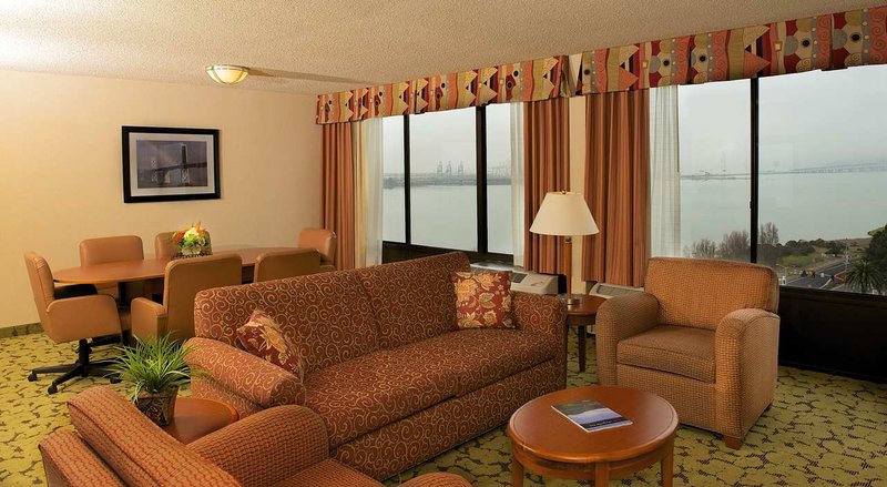 Hilton Garden Inn San Francisco/Oakland Bay Bridge - Emeryville, CA