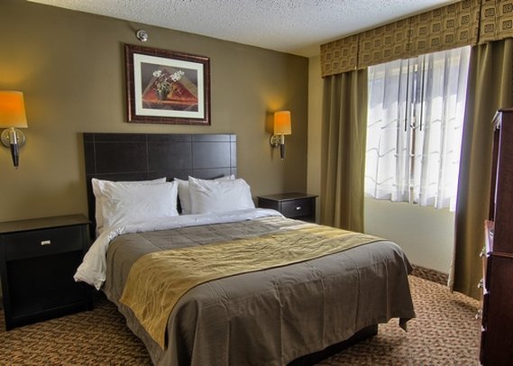 Holiday Inn Express - Uniondale, IN