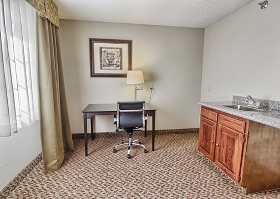 Holiday Inn Express - Uniondale, IN