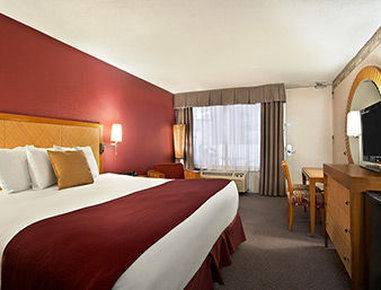 Ramada - Jasper, IN