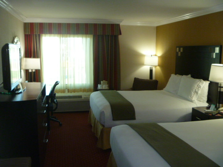 Holiday Inn Express VAN NUYS - Van Nuys, CA