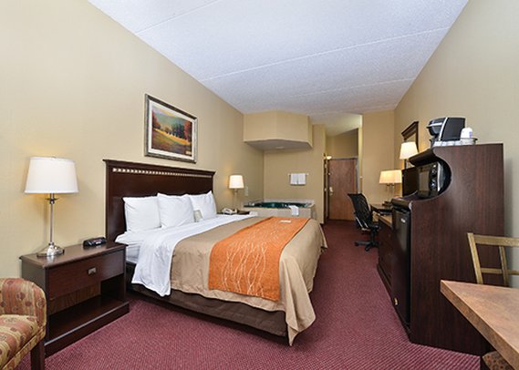 Comfort Inn - New Stanton, PA