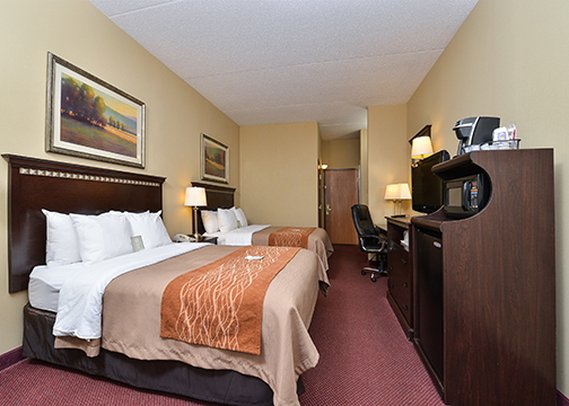 Comfort Inn - New Stanton, PA