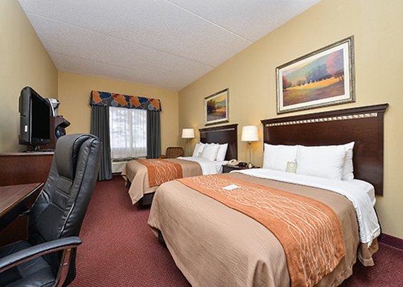 Comfort Inn - New Stanton, PA