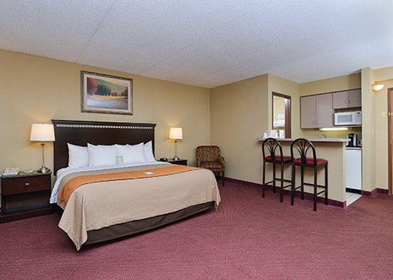 Comfort Inn - New Stanton, PA