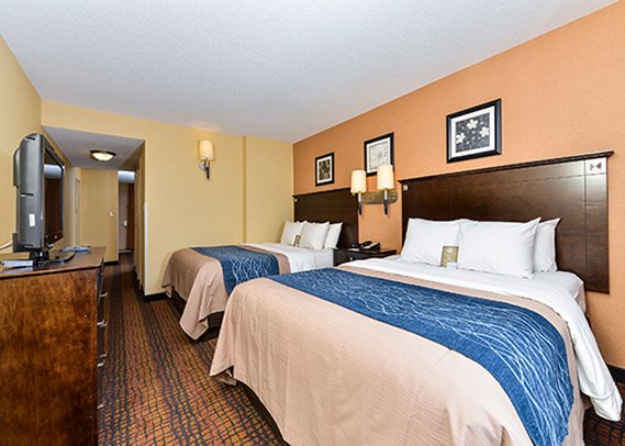 Comfort Inn And Suites - Eatontown, NJ