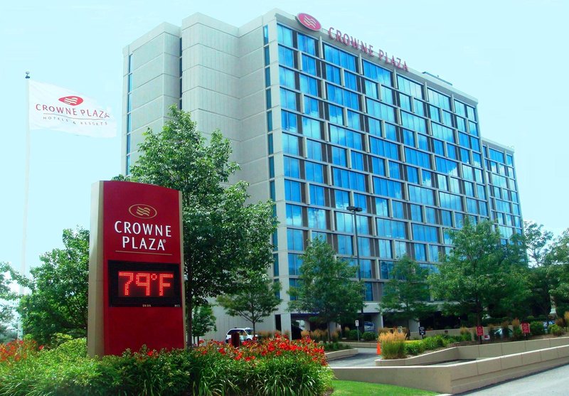 Crowne Plaza CHICAGO OHARE HOTEL & CONF CTR - Rosemont, IL