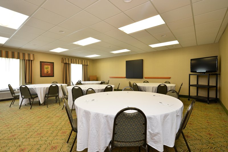 Hampton Inn-Cortland - Cortland, NY