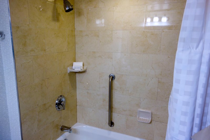 Four Points by Sheraton Leominster - Leominster, MA